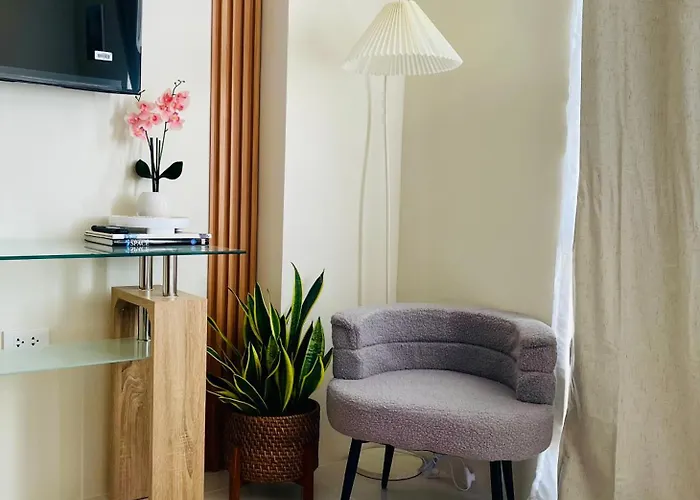 Aparthotel Raph Staycation Near Mactan Newtown 3*